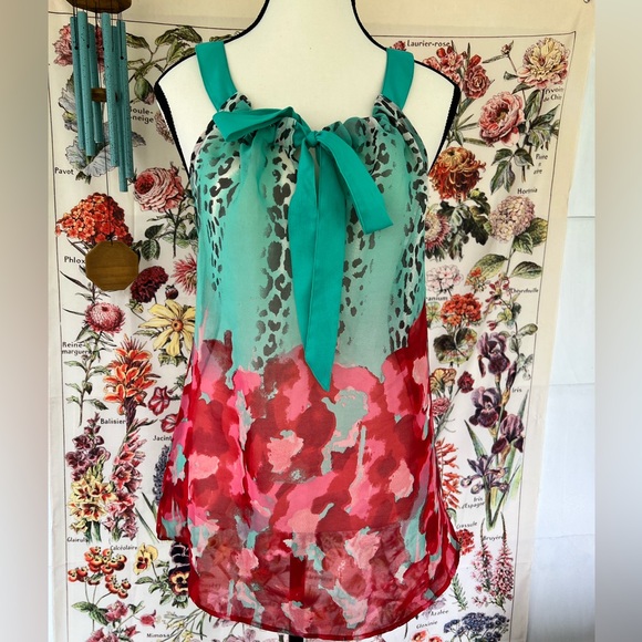 COPY - Apollo  tank size L. Green with red poppy print and a bow. Sheer. Floral - Picture 5 of 6